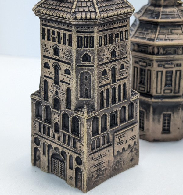 Башня-колокольчик сувенирная из керамики