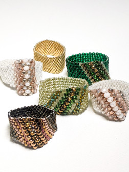 Кольца из бисера